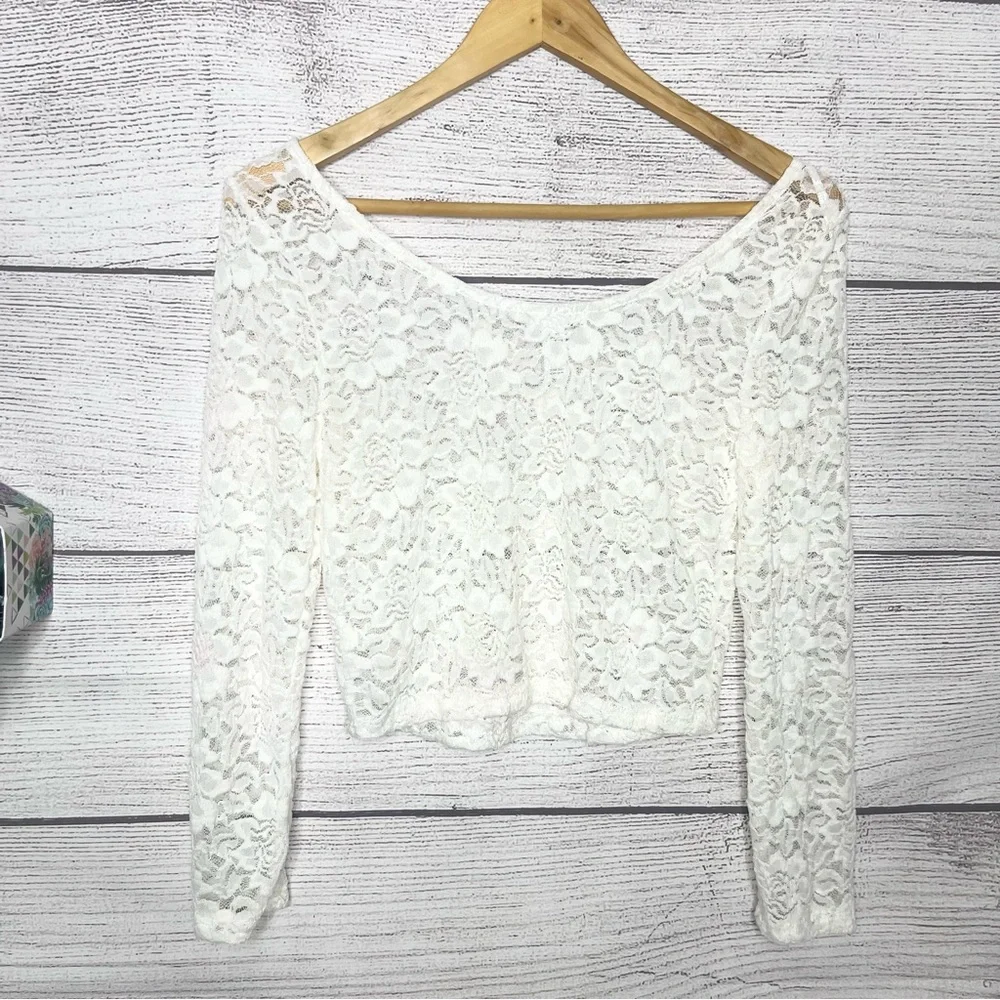 Ambiance Sheer White Lace Cropped Blouse Top Size Large